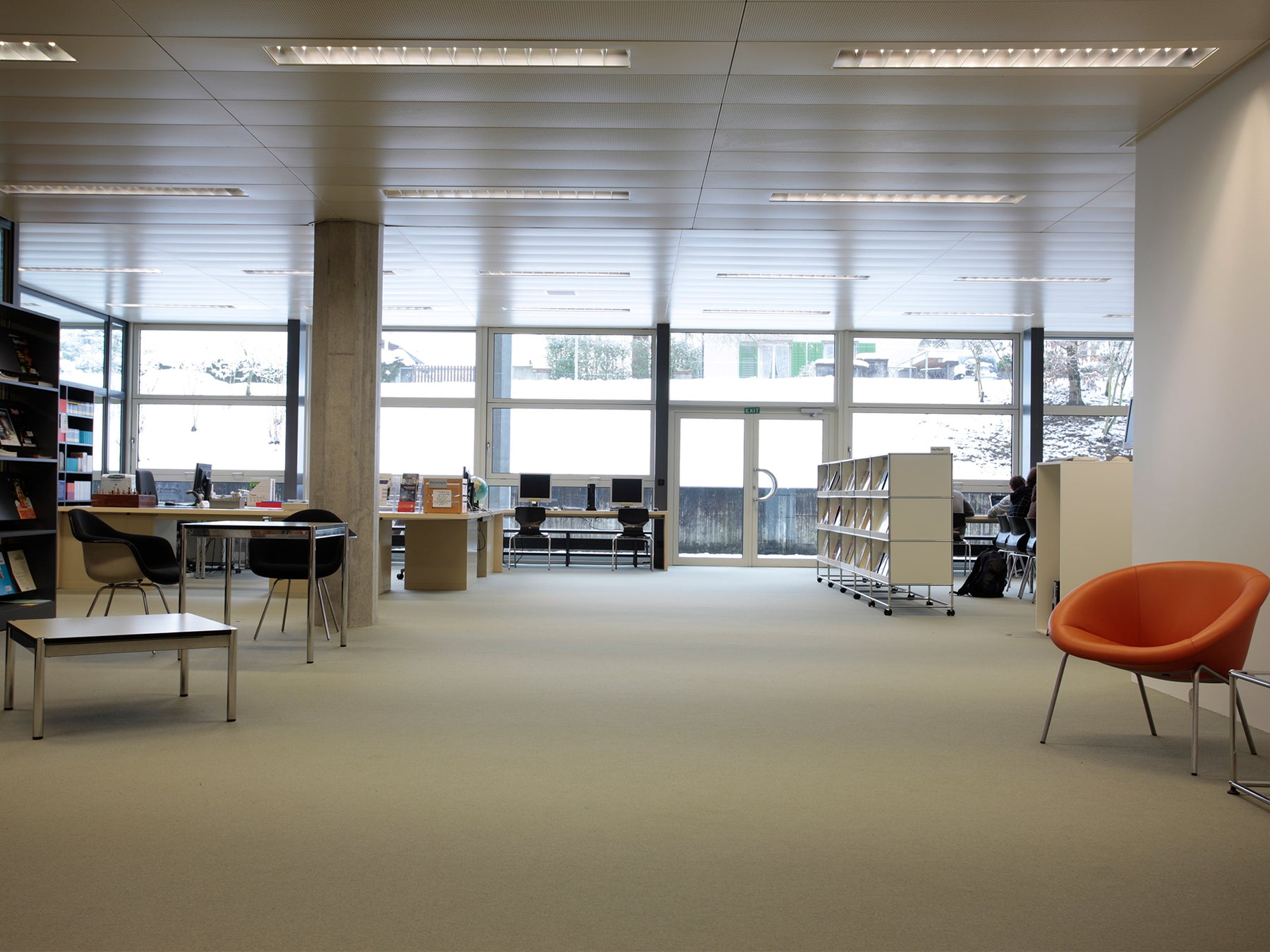 Media library of the Neue Kantonsschule Aarau