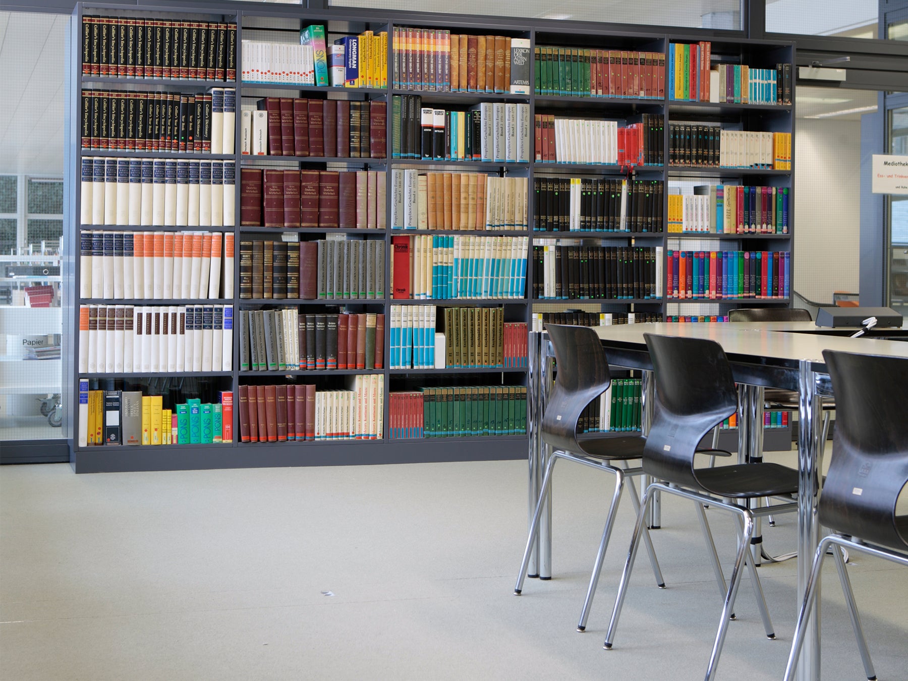 Media library of the Neue Kantonsschule Aarau