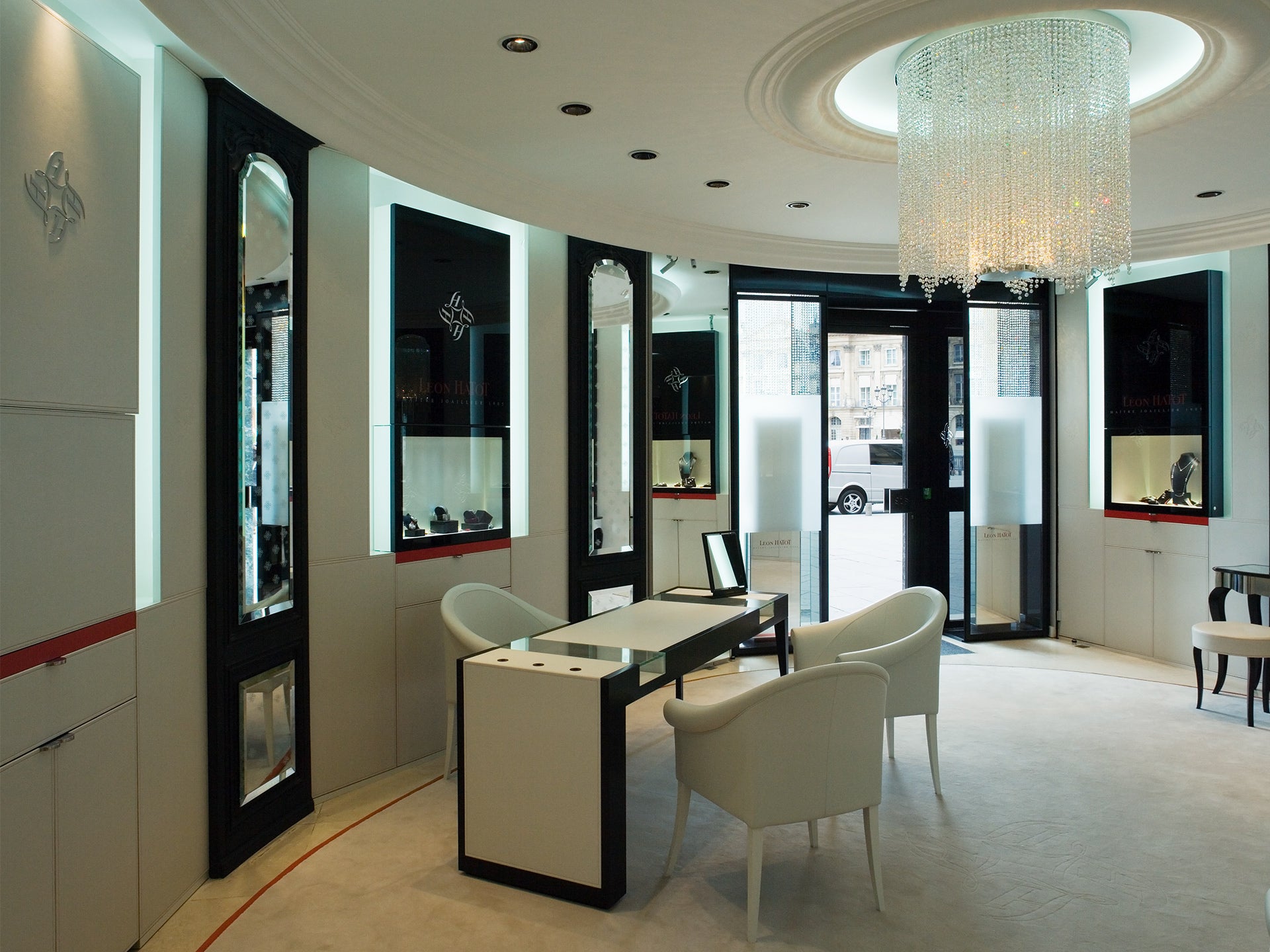 Boutique Leon Hatot Vendôme
