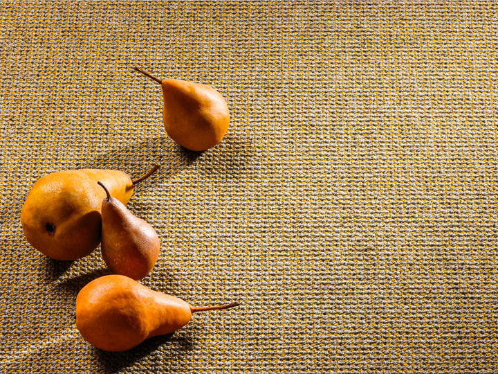 Ruckstuhl Teppich Haargarn Wolle Trap 554 goldenpear natur Produktansicht Birnen