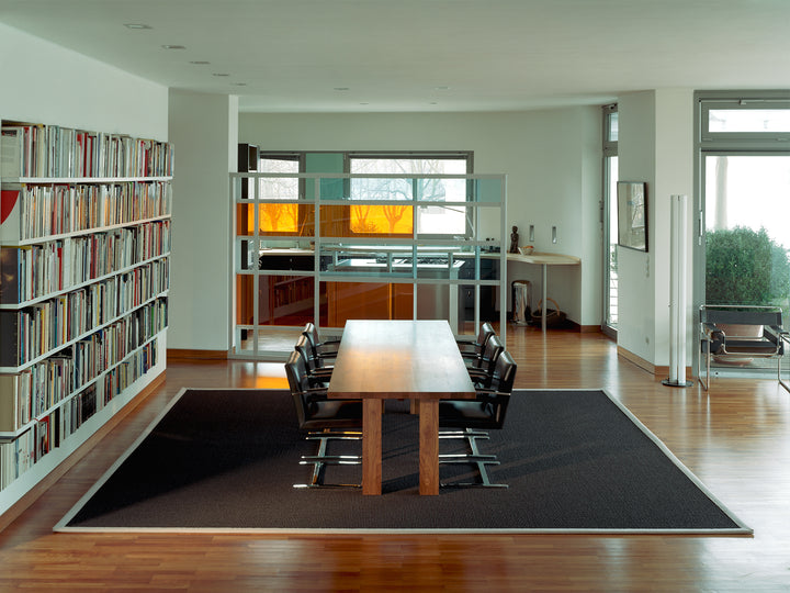 Ruckstuhl Teppich Kokos Calicut 617 indigo Tisch Bauhausmöbel