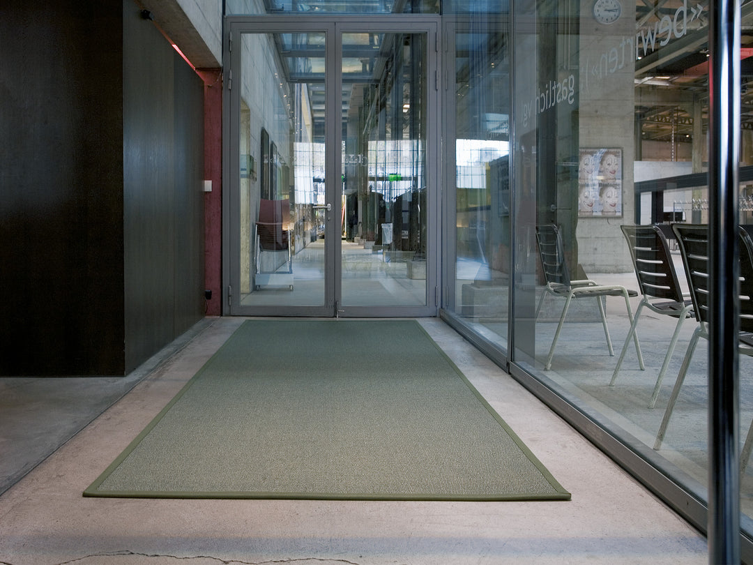 Ruckstuhl Teppich Sisal Manila 40161 schilfgrün Läufer korridor