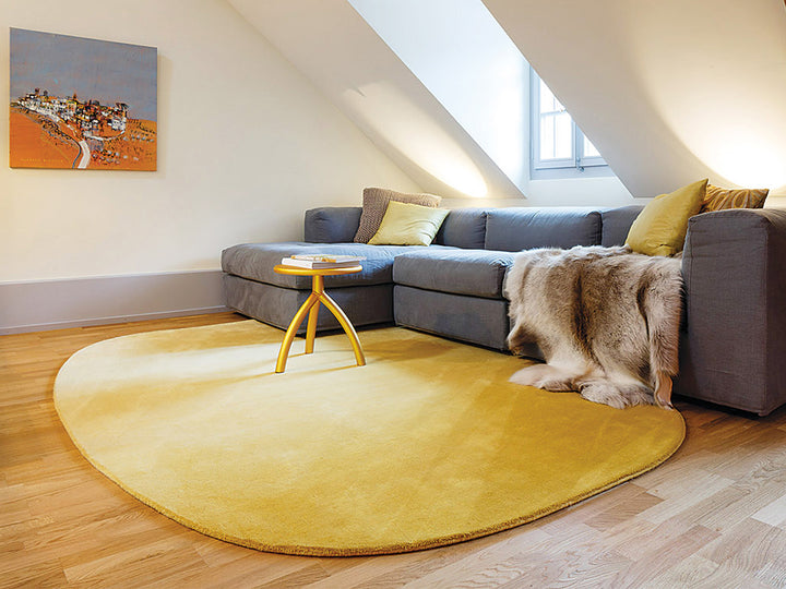Ruckstuhl Teppich Wolle Balance 50066 maisgelb Sofa